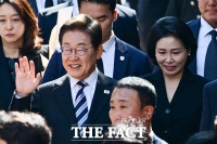  '첫발 내딛는 이재명 대통령' [TF사진관]